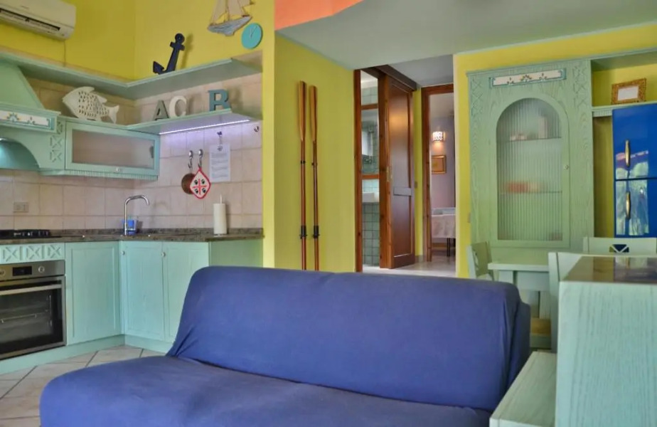 Villino immerso nel verde 100 m dal mare