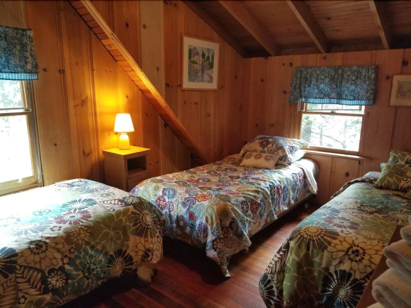 Rogers Cabin 4 Bedrooms 1.5 Bathroom Cabin