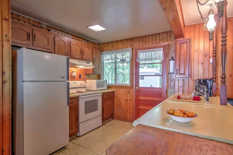 Walk to River! 'it's A Wonderful Life' Cottage