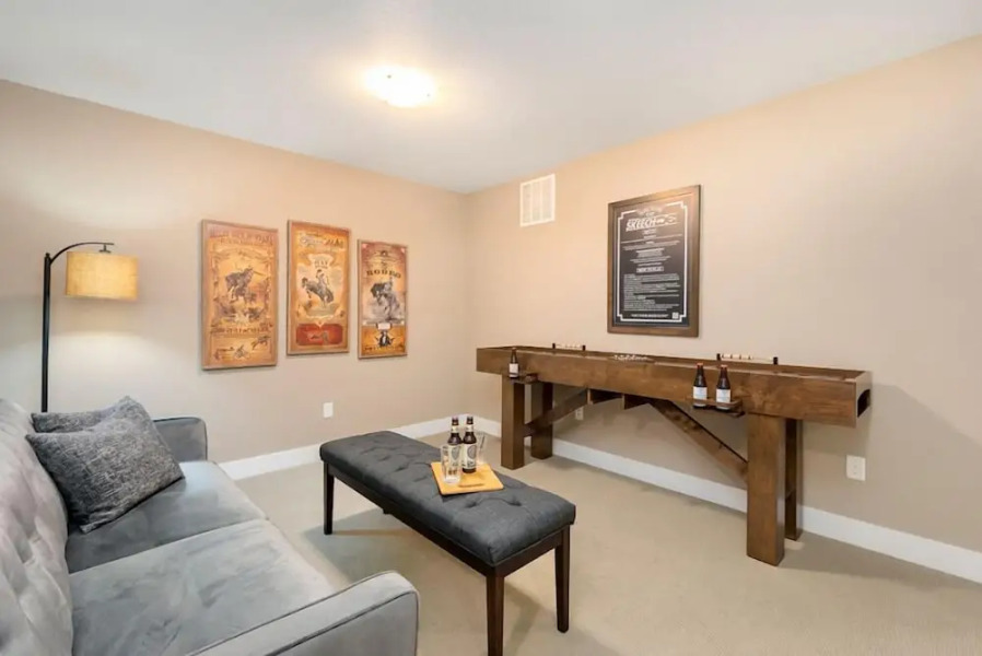 Amazing Urban Townhome Near Breweries & River!