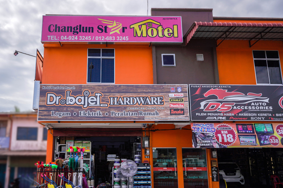 OYO 89671 Changlun Star Motel