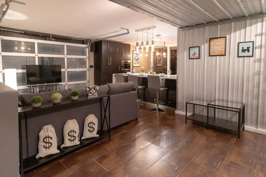 Award-winning Monopoly Themed Duplex with Games Room