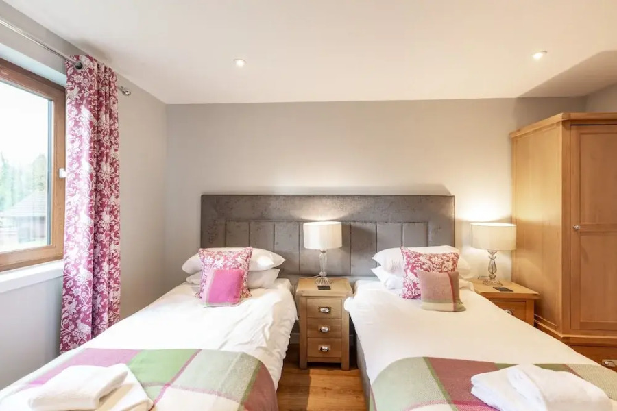 Lord Galloway 38 With Hot Tub, Newton Stewart