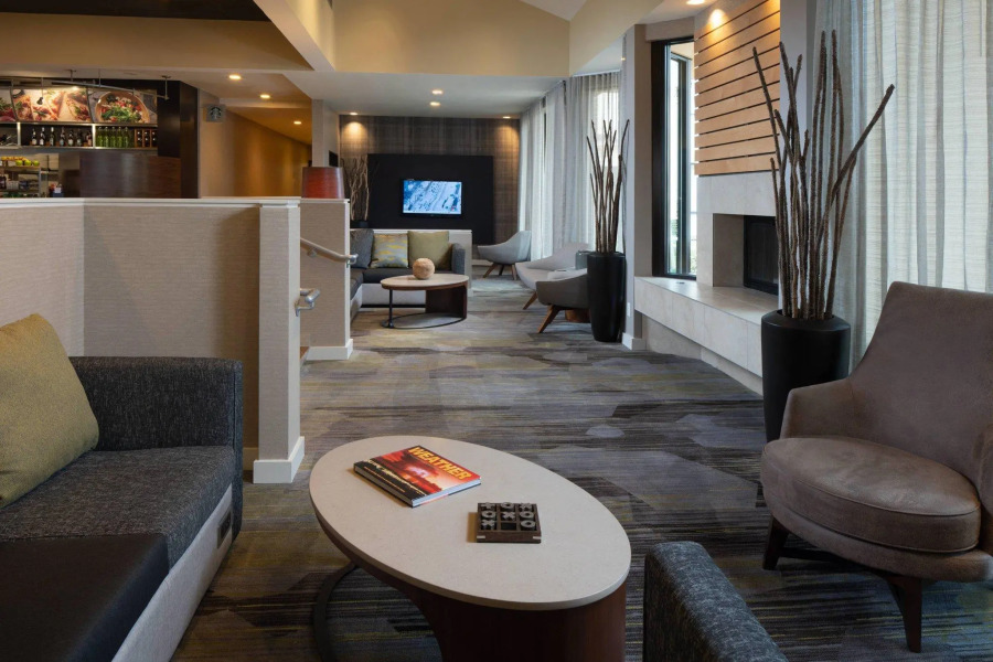 Courtyard by Marriott St Louis Creve Coeur