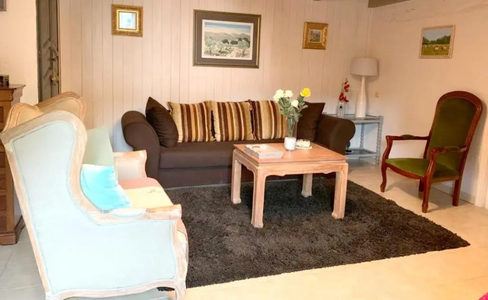 Maison d'une chambre avec jardin clos et wifi a Sigogne