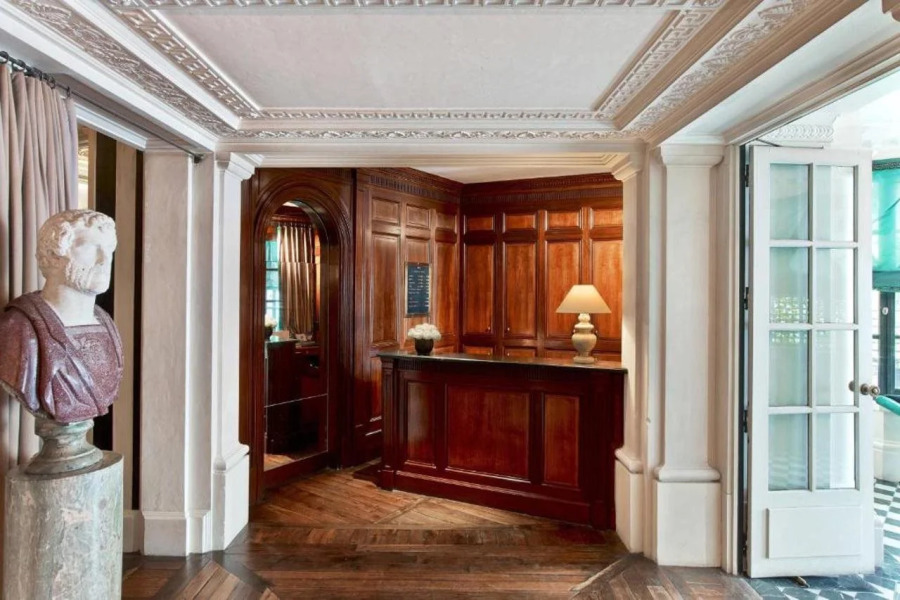 Le Dokhan’s Paris Arc de Triomphe, a Tribute Portfolio Hotel