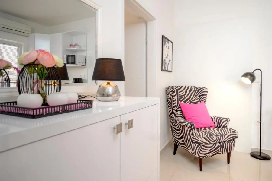 Apartments Roso Hvar