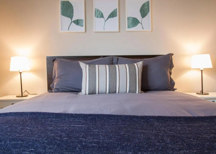 Marina Del Rey's Grand 2/2 Suite Pool View