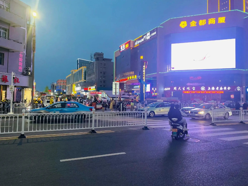 Tianshui Jinsha Hotel (Tianshui Station Commercial Street Pedestrian Street Branch)