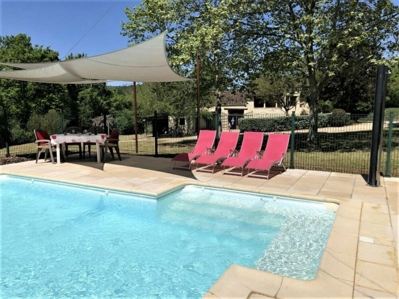 Peaceful Villa in Puy-l'eveque With Swimming Pool
