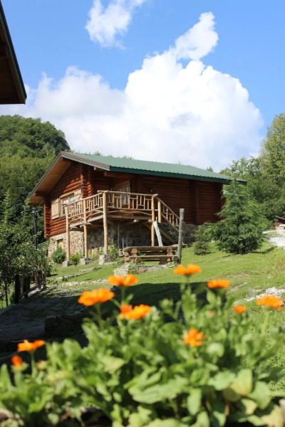 Sfendamos Wood Village