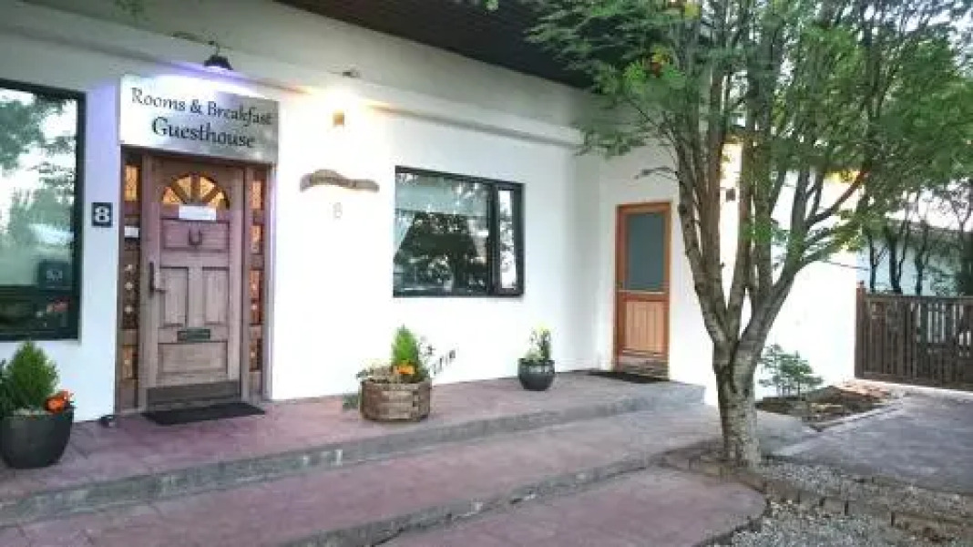 Rooms & Breakfast Guesthouse