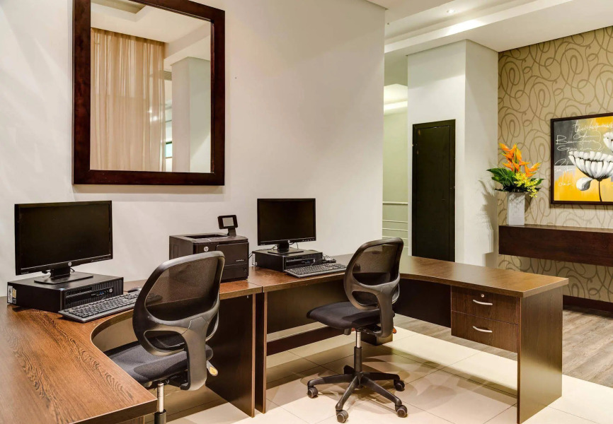 Protea Hotel by Marriott Takoradi Select