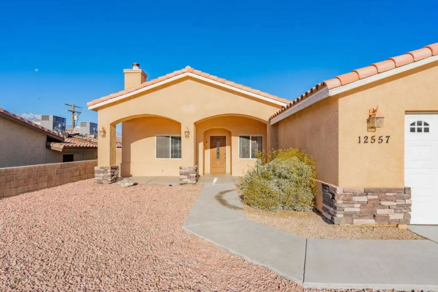 Enjoy Real Mineral H20 - Game Room - Purple Bed - 420 OK!