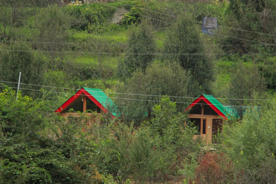 R  and R Cottage