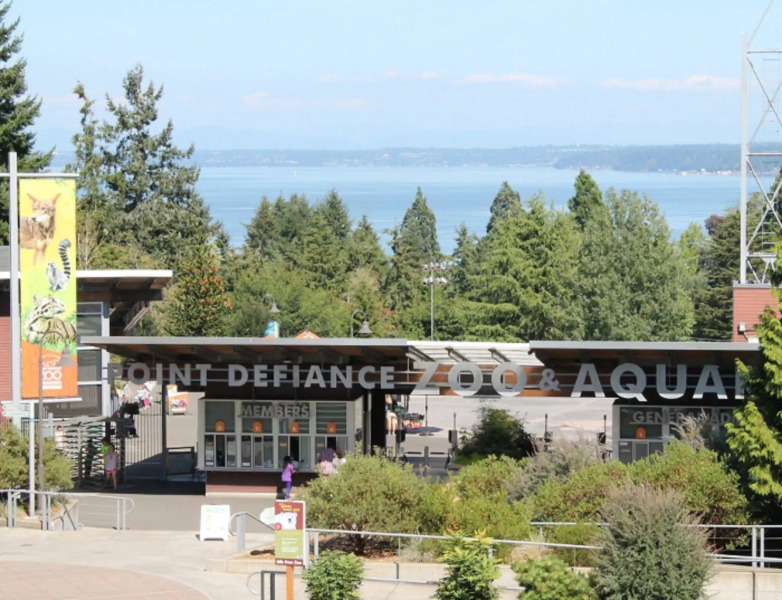 Holiday Inn Express & Suites Tacoma Downtown