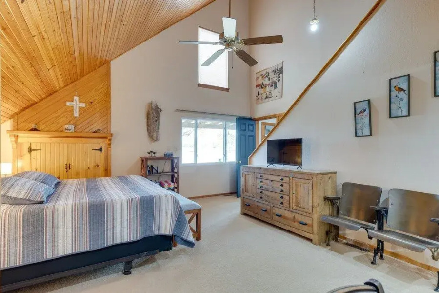 Kansas Vacation Rental w/ Boat Dock & Lake Access