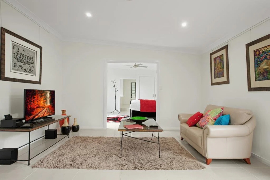 Snuggles Bed & Breakfast