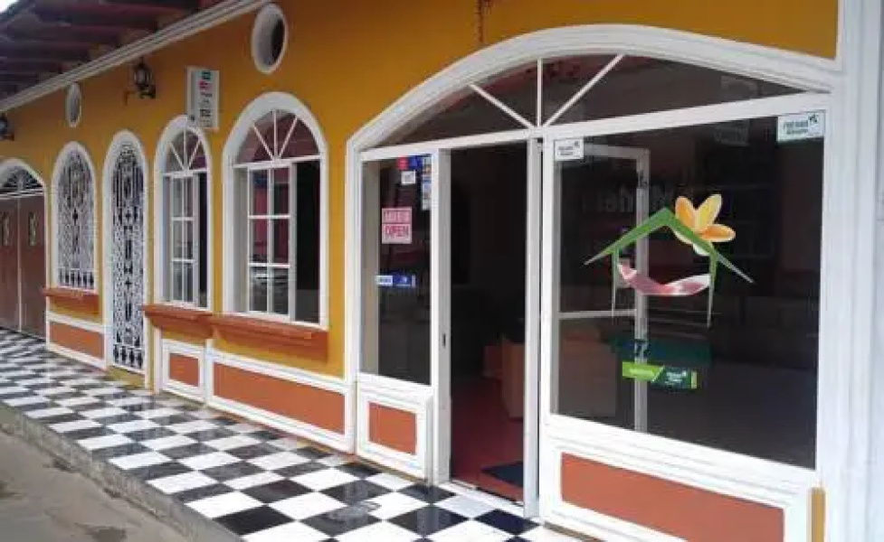 Hostal Calle Real