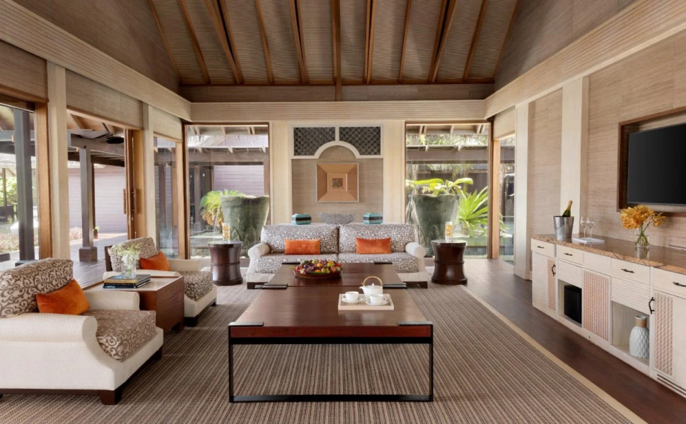 Shangri-Las Villingili Resort and Spa Maldives