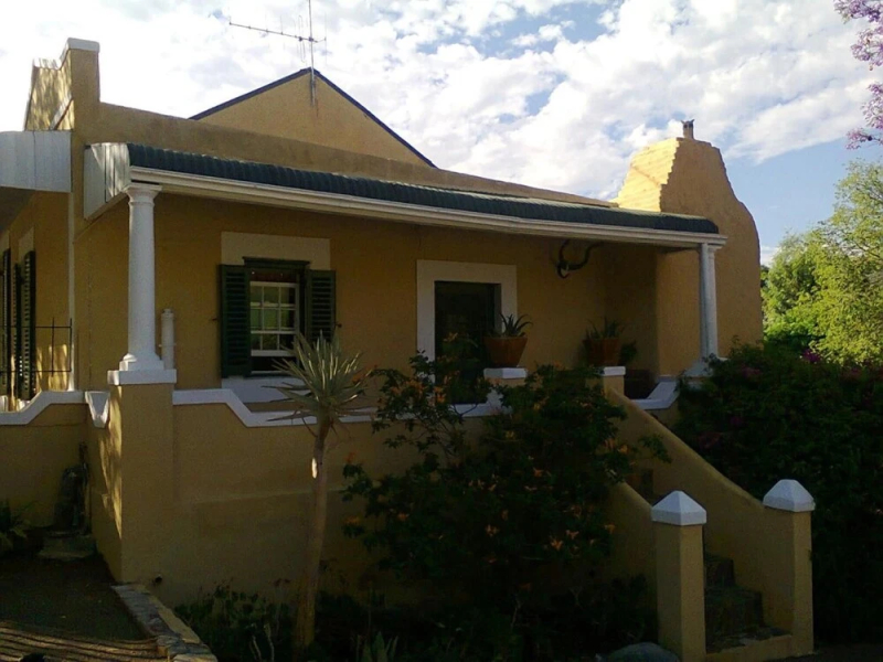 Trackers Inn