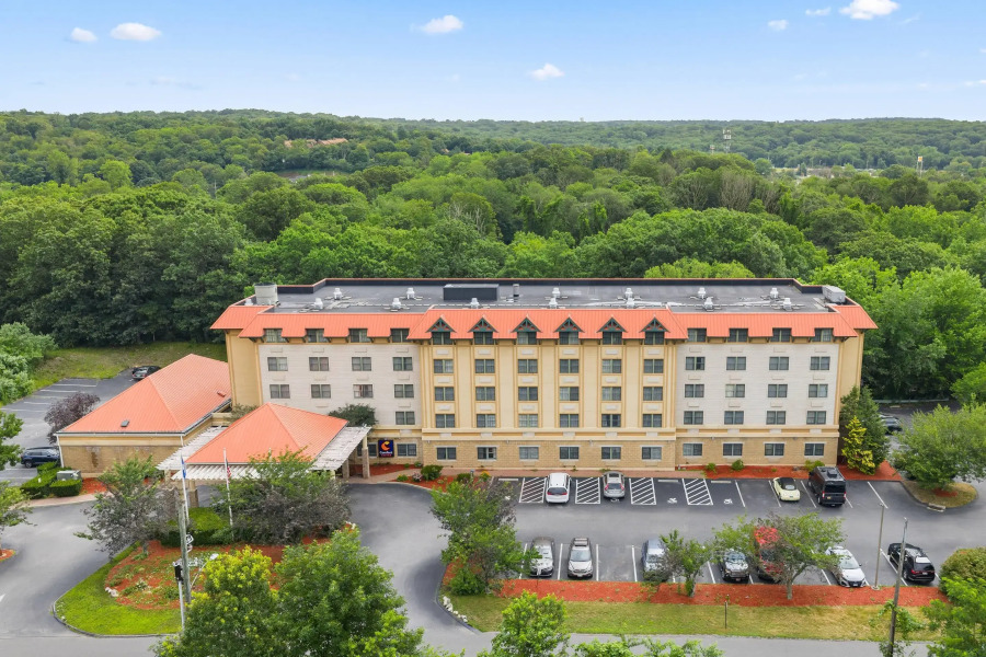 Comfort Suites Near Casinos Norwich-Uncasville CT