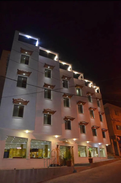 Sharah Mountains Hotel