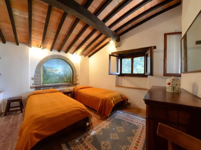 Elegant Villa Near Cortona