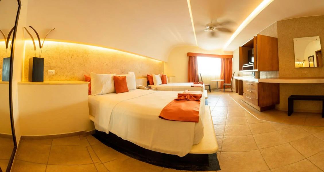 Artisan Playa Esmeralda Family Beach Hotel