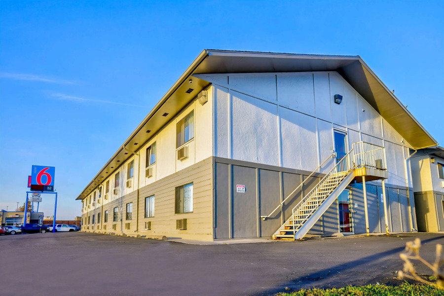 Motel 6 Duluth, MN