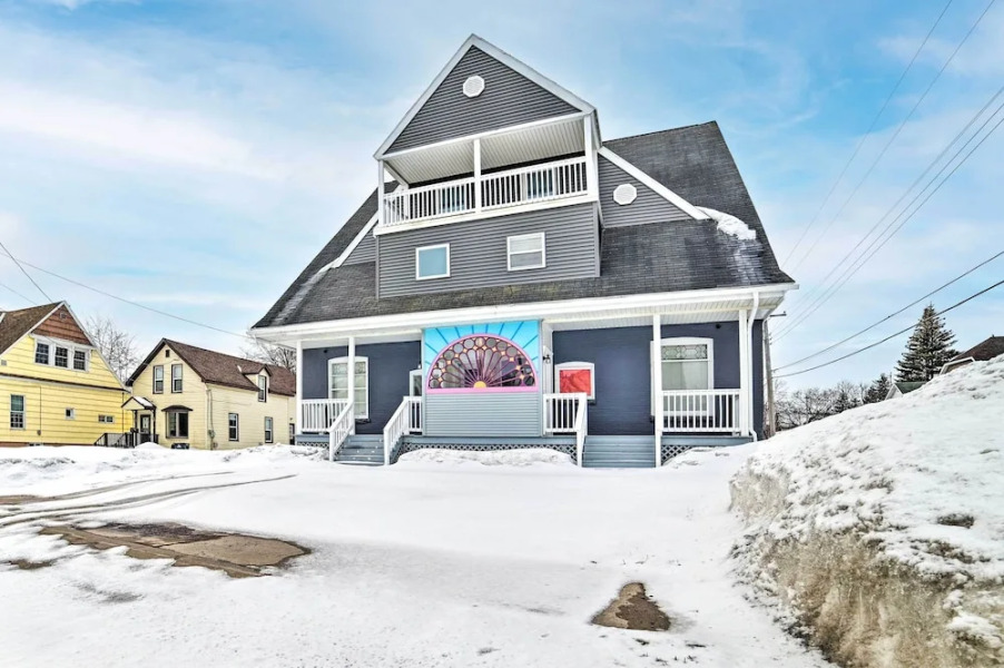 Cozy Sault St Marie Apartment - Walk to River