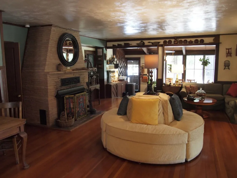 Strawberry Creek Inn Bed & Breakfast