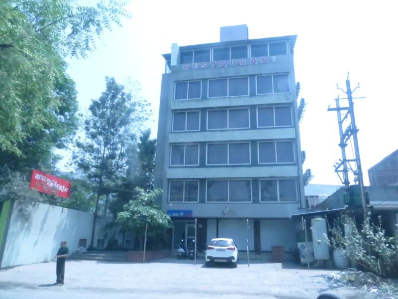 Hotel Raj Shikhar