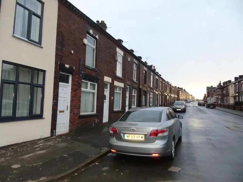 Lovely 1-bed Apartment in Bolton
