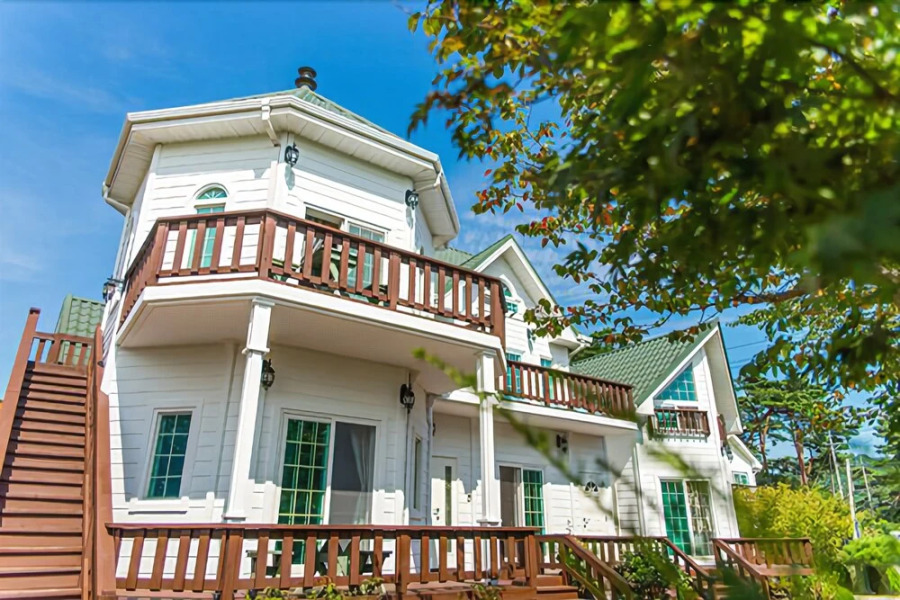 Anmyeondo Mintne Pension