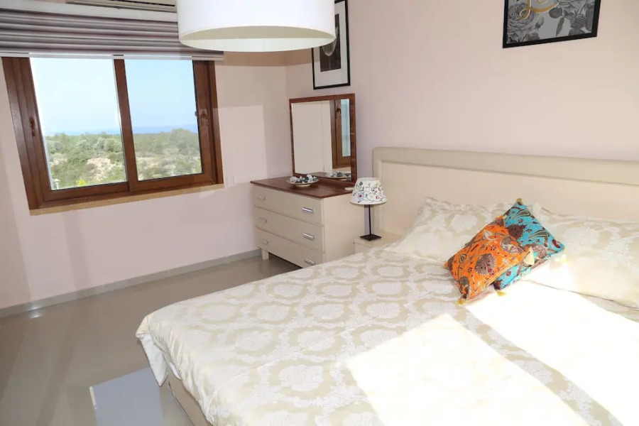 Sea View 2 Bedroom Penthouse