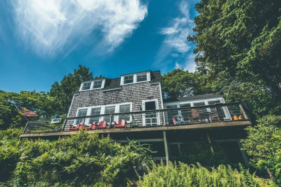 Barnacle on Bucks Harbor - Four Bedroom Home