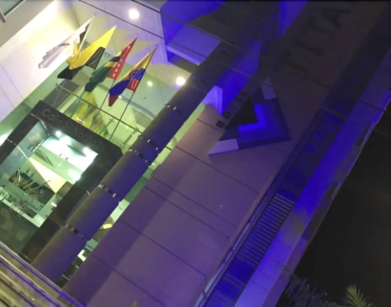 Hotel Titanium Plaza