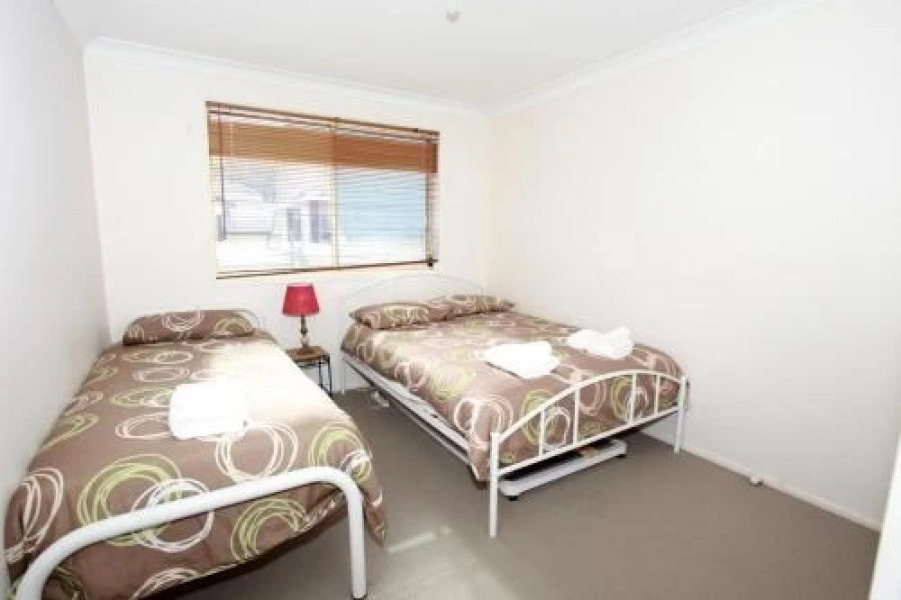 Diamond House in The Entrance Beach