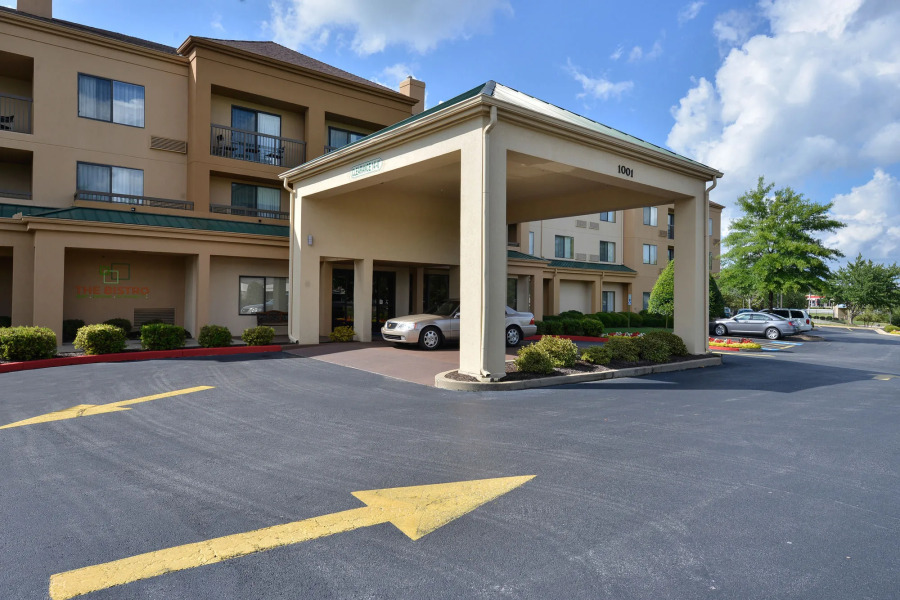 Courtyard By Marriott Bentonville