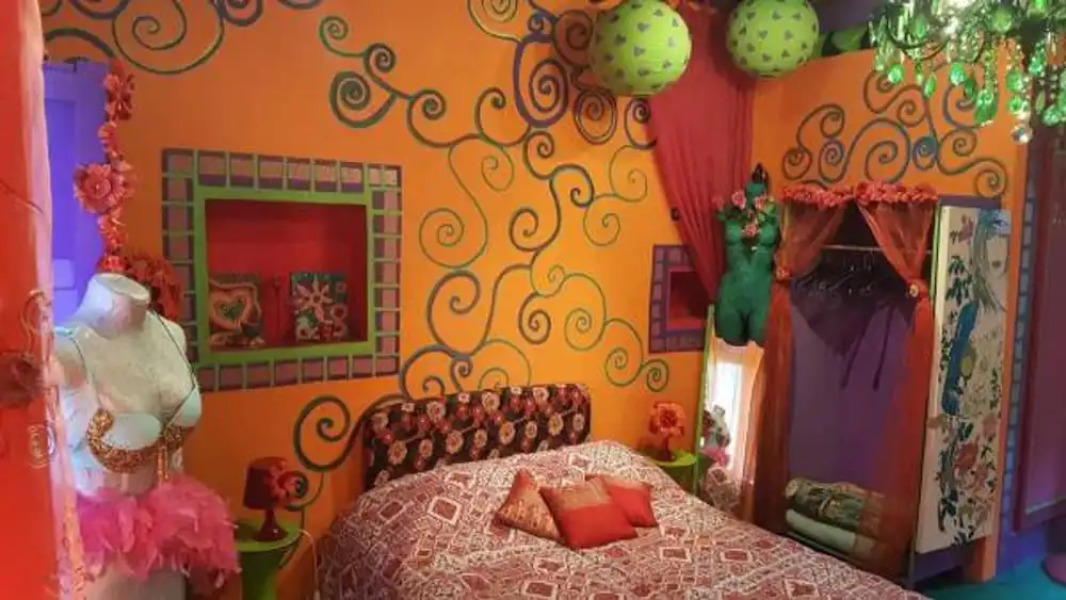 Calcata Artists Room