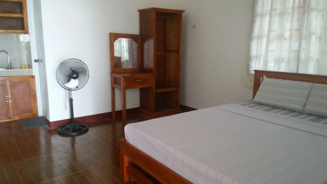 Palm Village Guesthouse