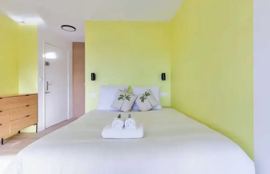 Beautiful Renovated Studio on Port de Deauville