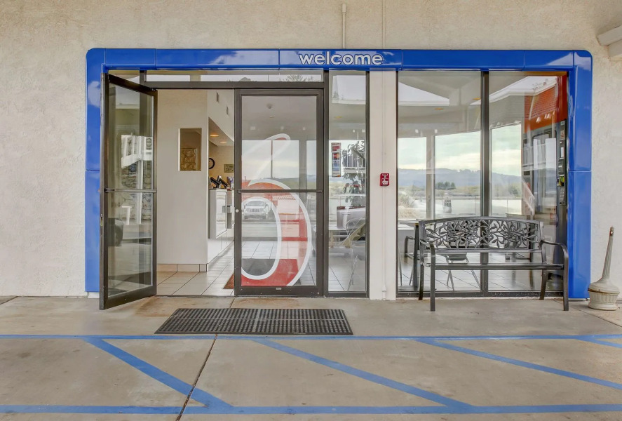 Motel 6 Coos Bay #1244