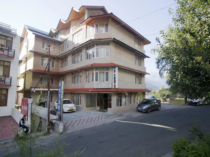 OYO 1638 Hotel A Star Regency