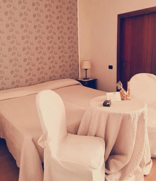 Hotel Ristorante Guardanapoli