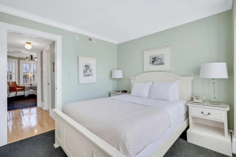 Tranquil House Inn