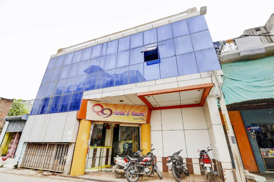 OYO 79661 Hotel Q9  & Resort