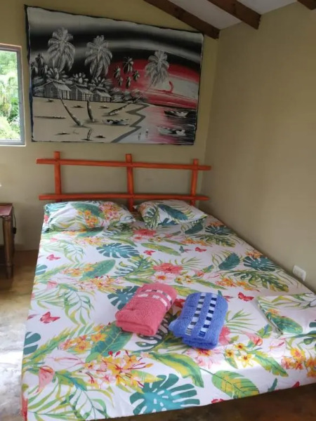 YES PAPA! Rooms at 100m from the beach!