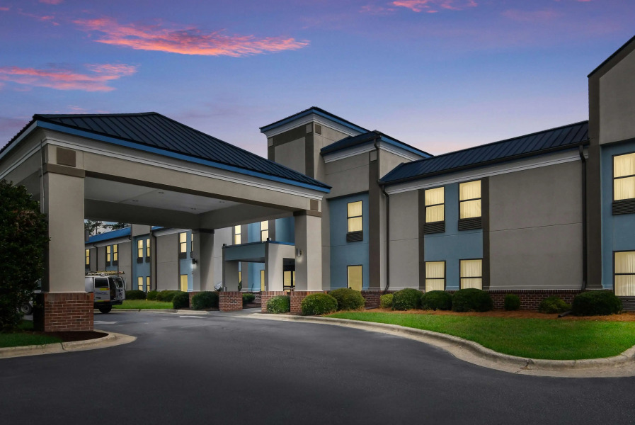 SureStay Plus Hotel by Best Western Tarboro